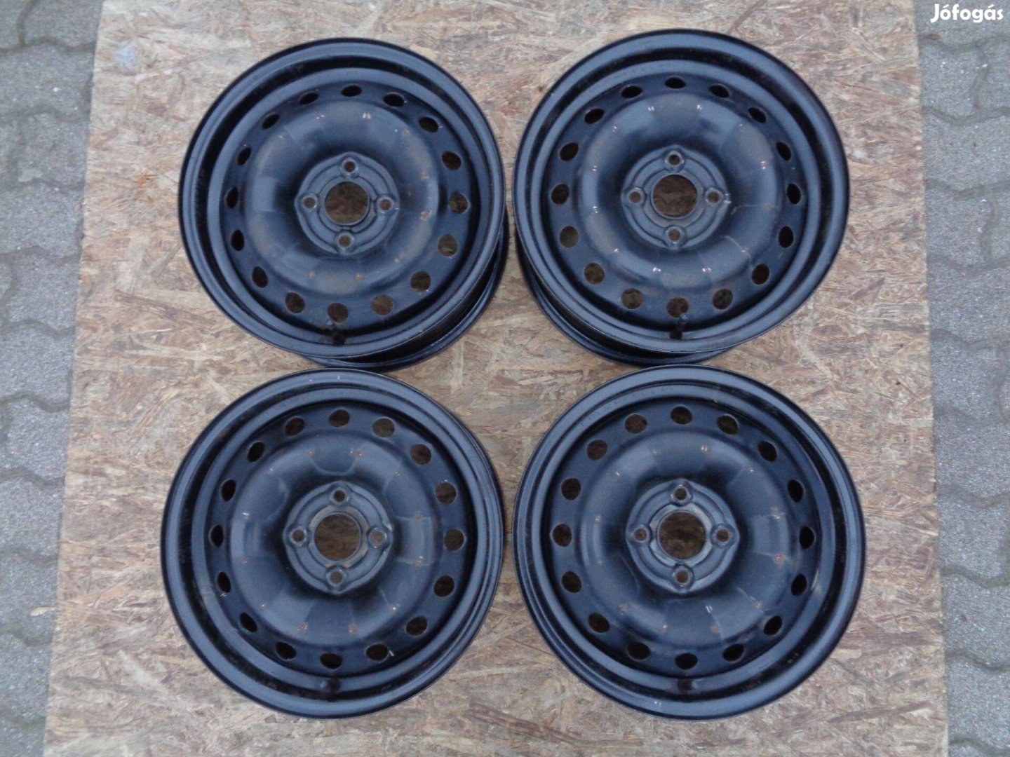 Chevrolet Gyári lemezfelni 15, 4×100-as osztó szép állapotban eladó