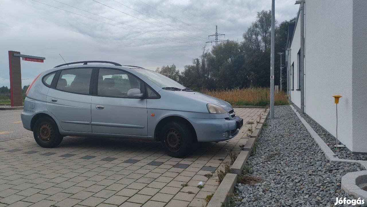 Chevrolet Rezzo 2.0 Microvan