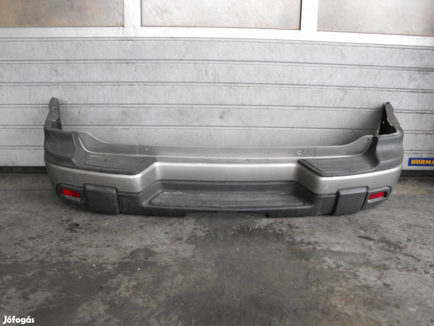 Chevrolet Trailblazer hátsó lökhárító lökő 2001-2008 15079729