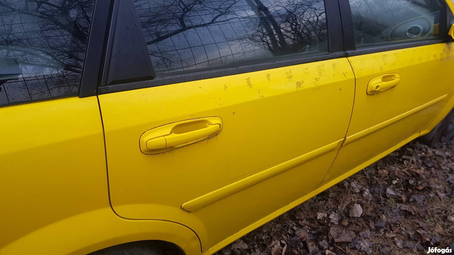 Chevrolet lacetti kombi jobb hátsó ajtó 