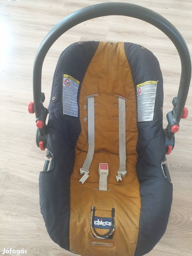 Chicco Artsana babahordozó autó ülés