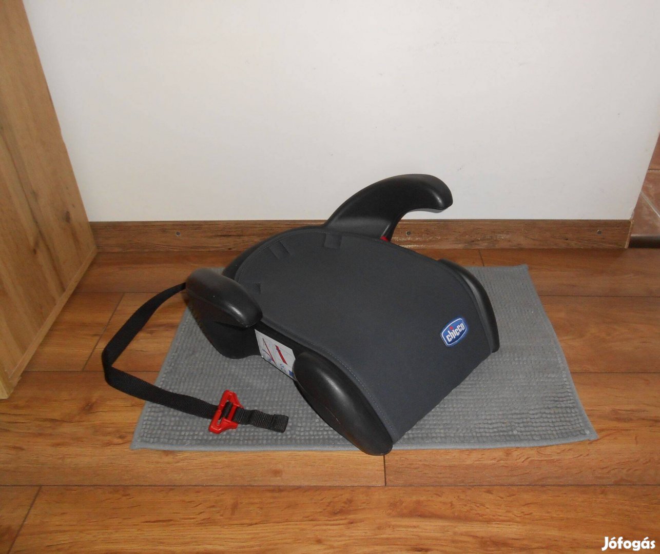 Chicco Quasar Plus ülésmagasító 15-36 kg