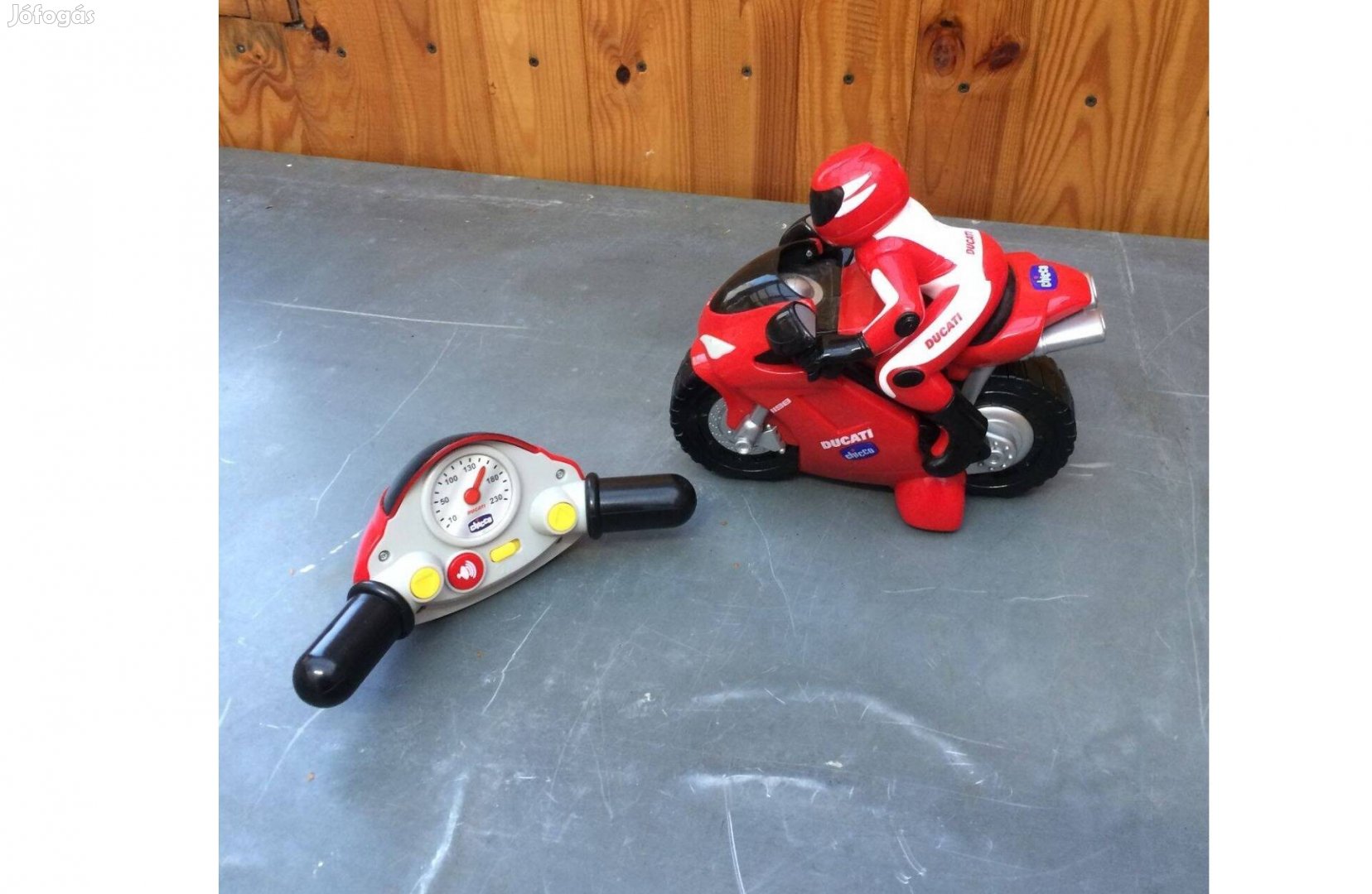 Chicco Távirányitós Ducati Motor Hanghatásokkal
