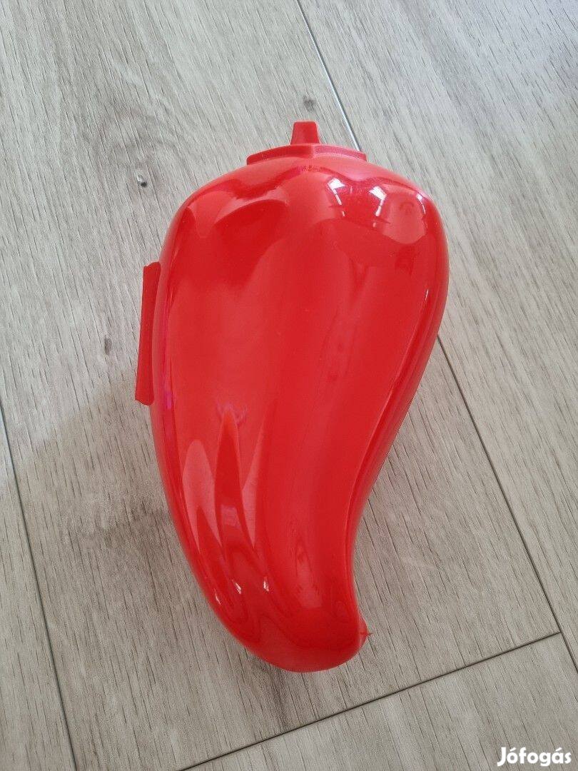Chili Paprika piros Tupperware