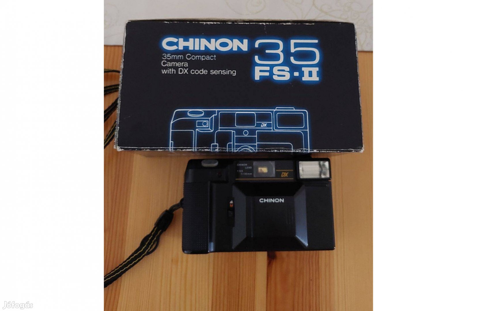 Chinon 35 FS-II. Típusú japán filmes fényképezőgép
