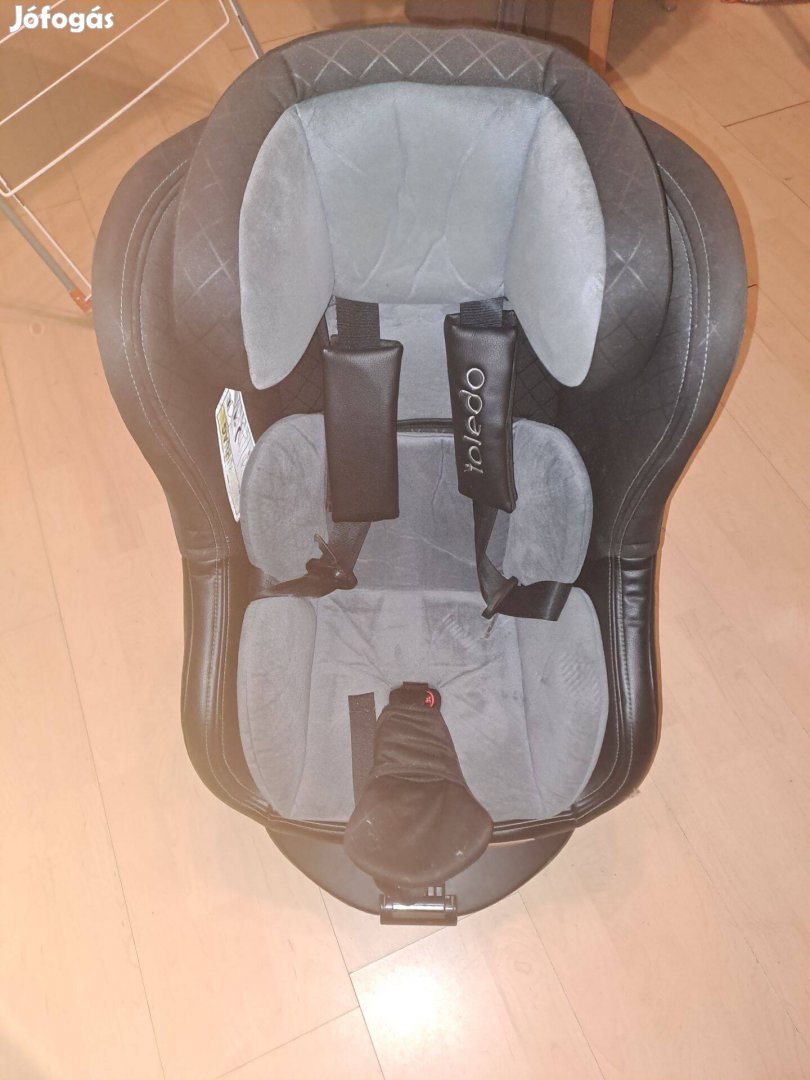 Chipolino Toledo isofix autósülés 0-18 kg (360 fokban forgatható)