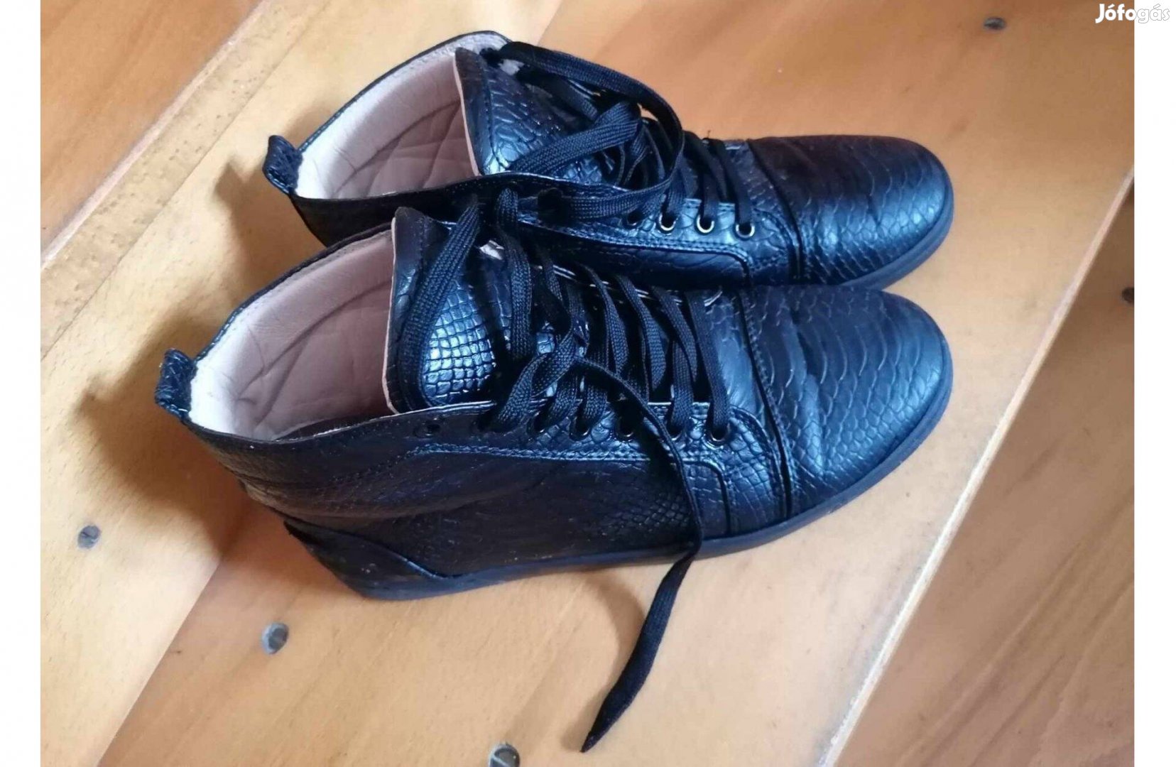 Christian Louboutin férfi bőr cipő 41 - s
