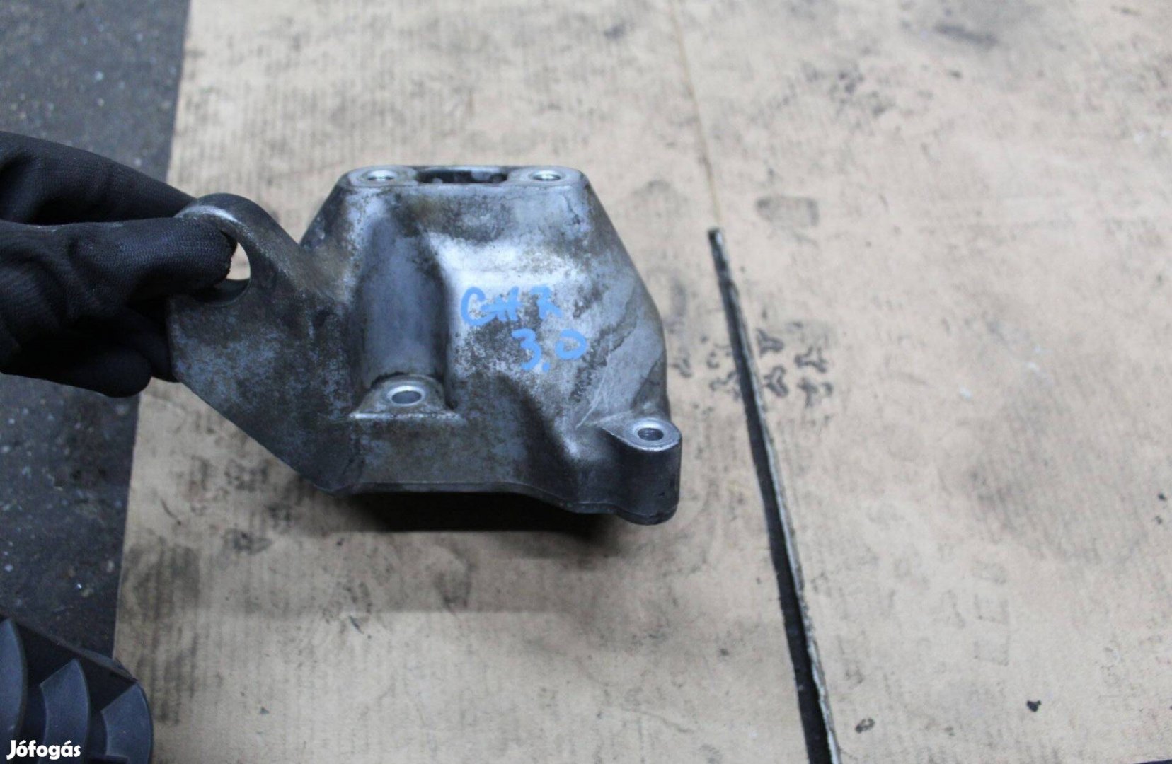 Chrysler 300C 2004-2011 3.0D 642982 váltó tartó bak 04578182AA