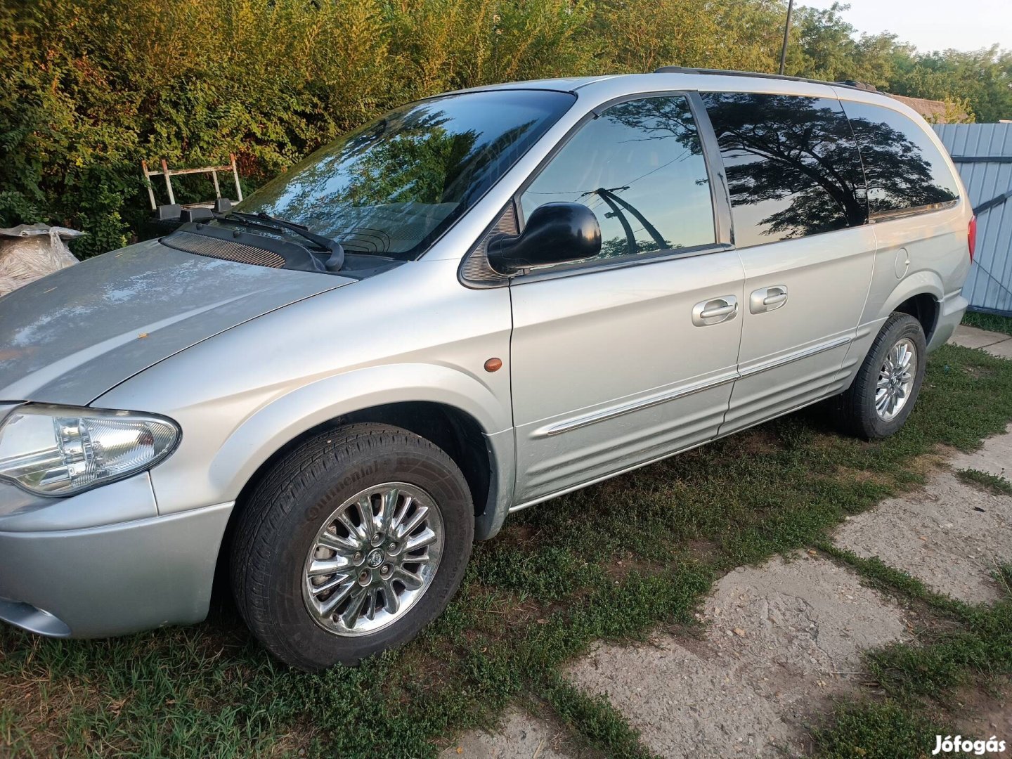 Chrysler Grand Voyager 2.5 CRD megmaradt alkatrészei olcsón eladók 
