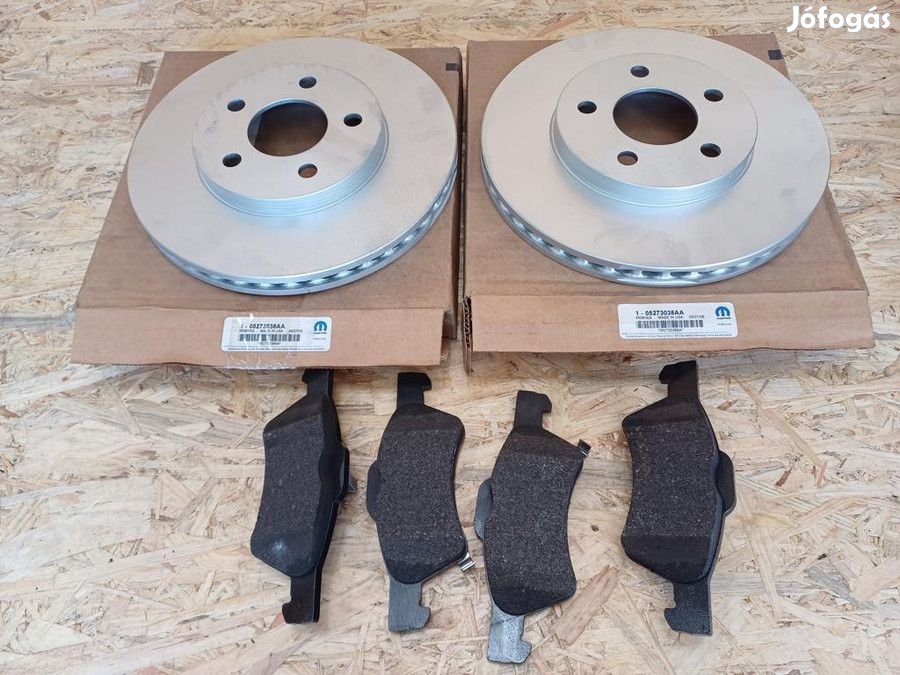 Chrysler Neon 1994-1999 Első Féktárcsa Pár Betéttel Új