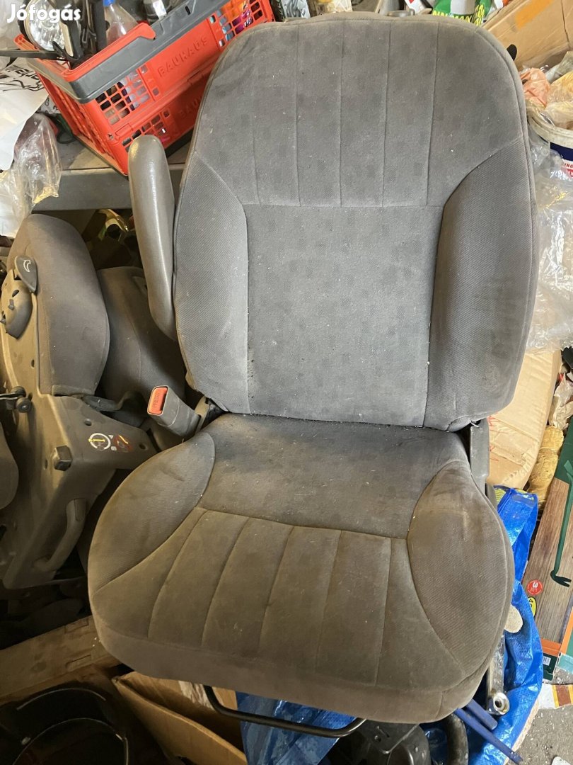 Chrysler Pt Cruiser ülés szett