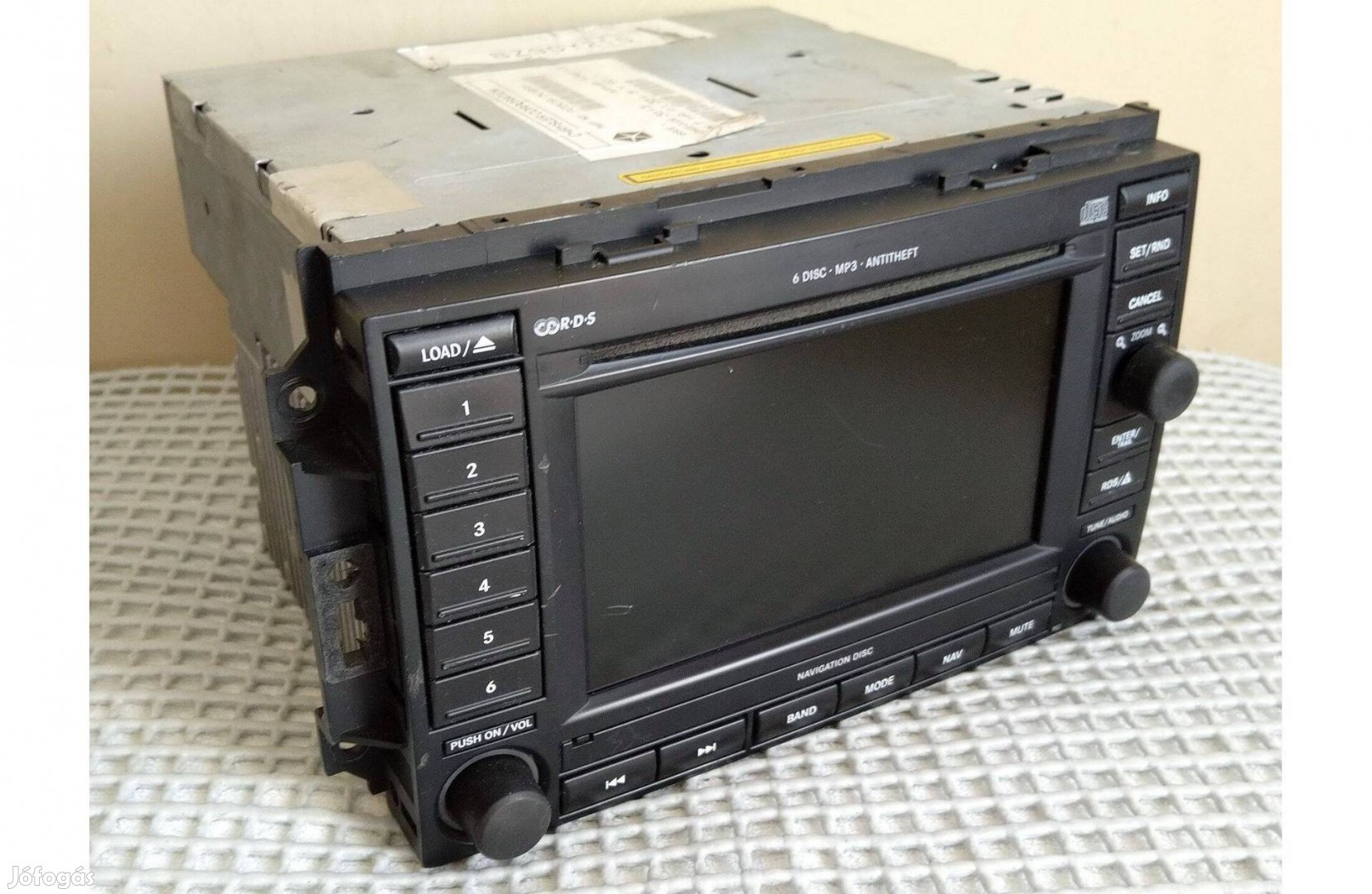 Chrysler REJ BZ9CY210 navigációs MP3 6 lemezes fejegység -