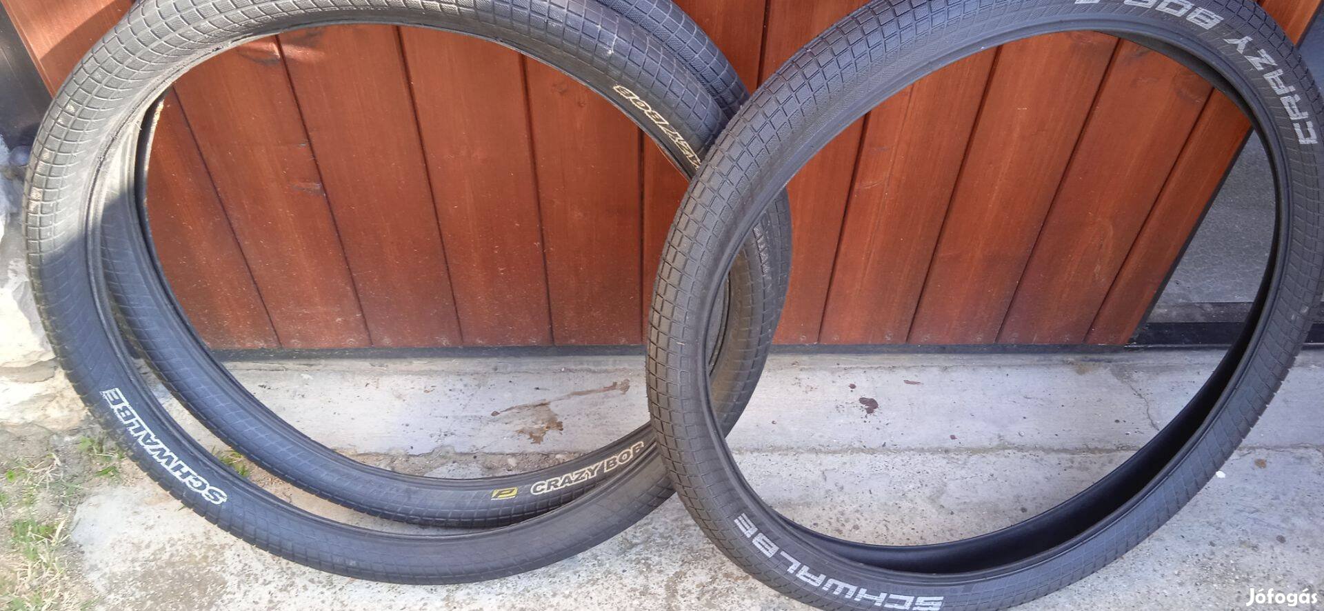 Chswalbe Crazy Bob Performance 26x2.35 Drótperemes külső gumi
