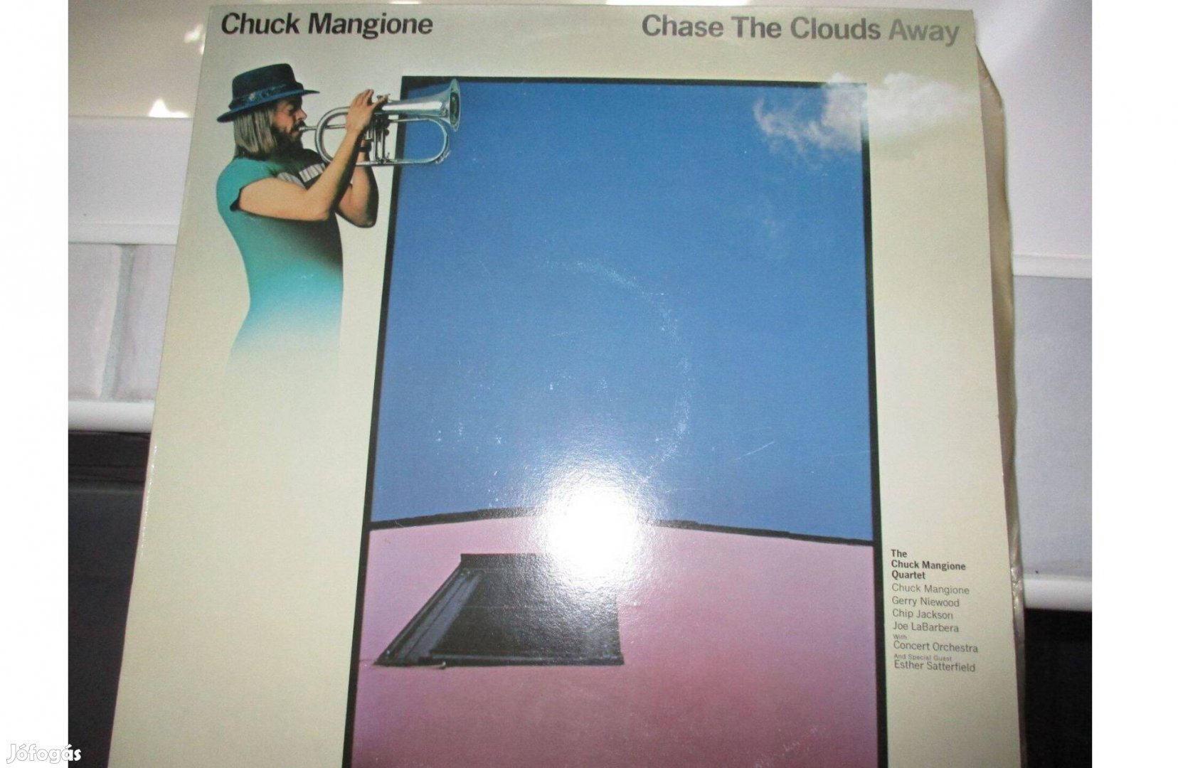 Chuck Mangione Chase the clouds away vinyl hanglemez eladó