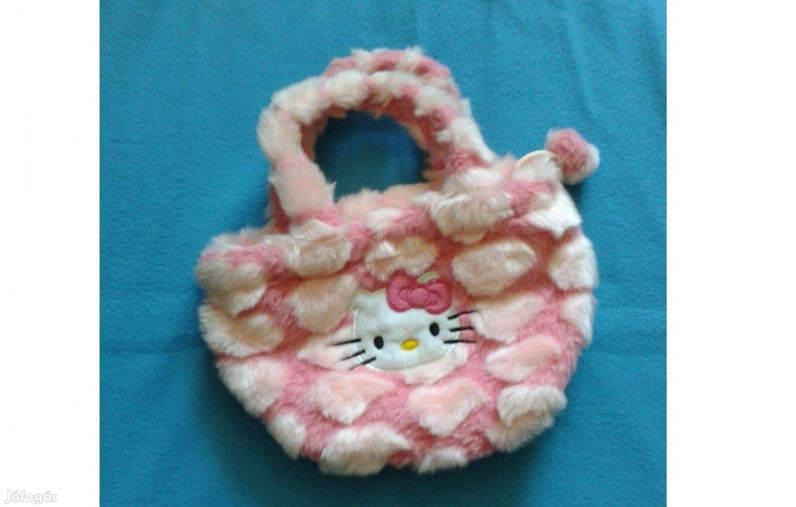 Cicás szőrmés kislány táska Hello Kitty