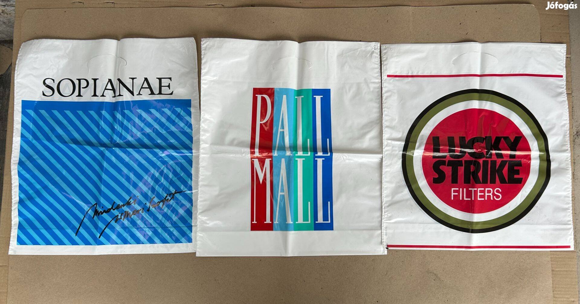 Cigarettás reklámtáskák