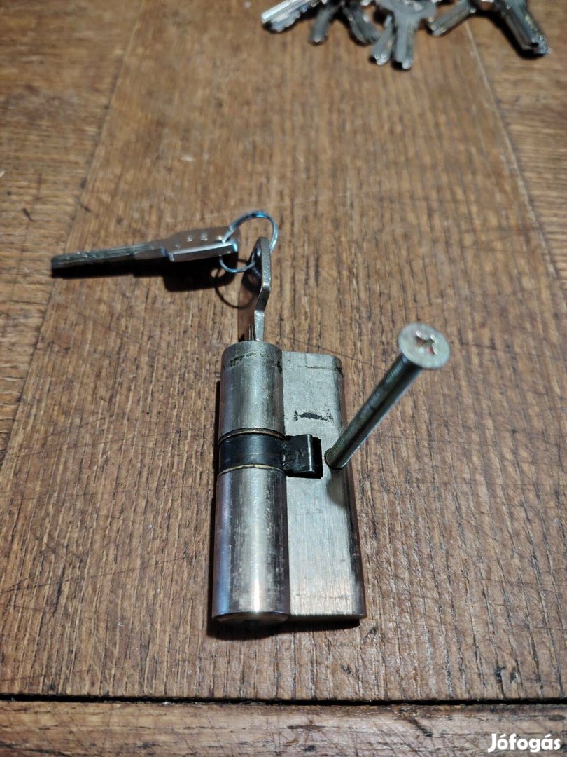 Cilinder betét 3035