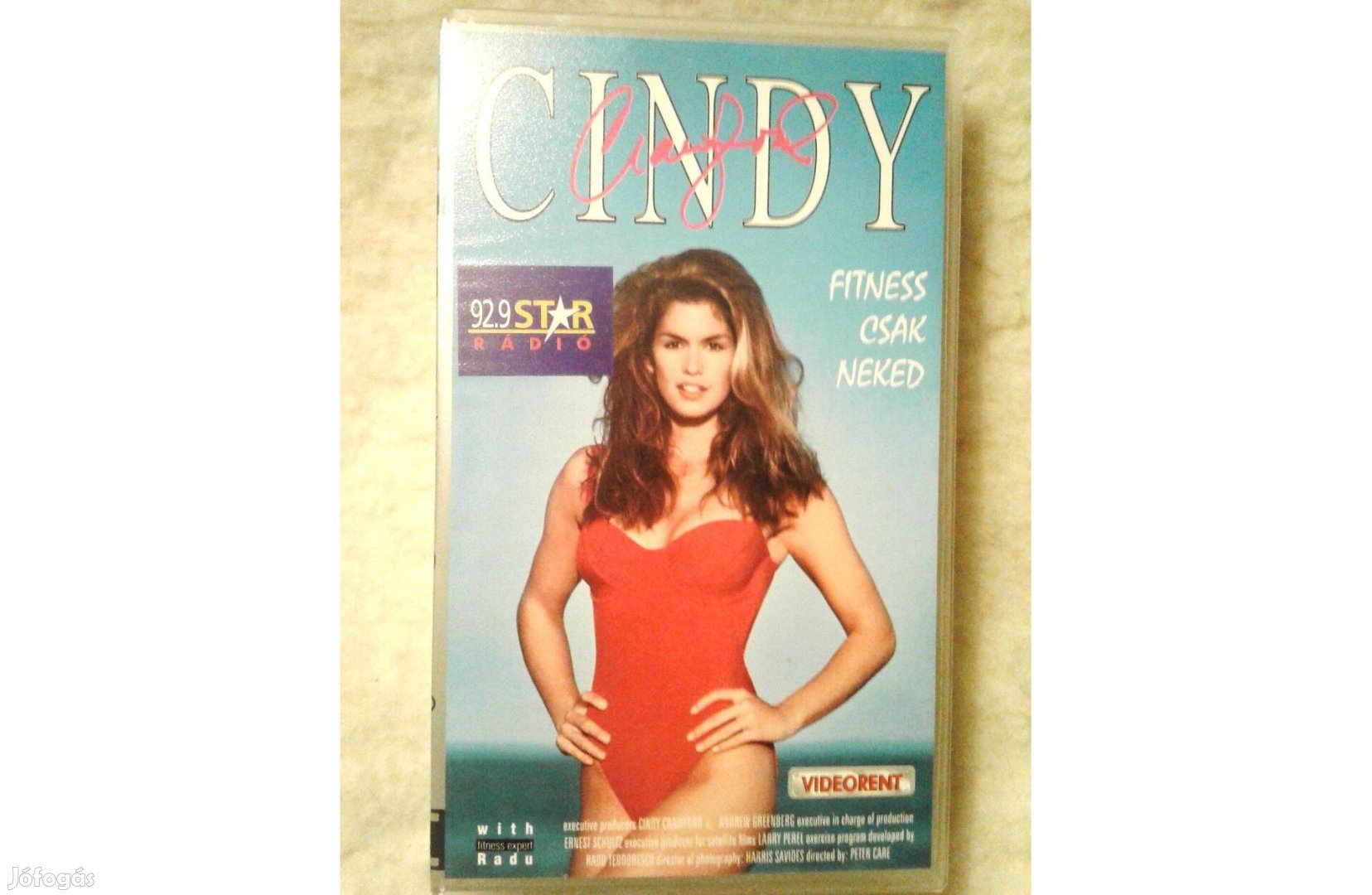 Cindy Crawford 2 db VHS kazettája egyben 2 000 Ft