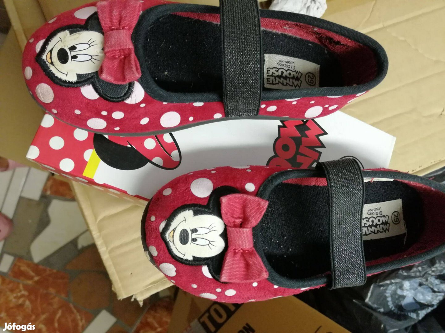 Cipő 29-es méretben Minnie Mouse gyermek