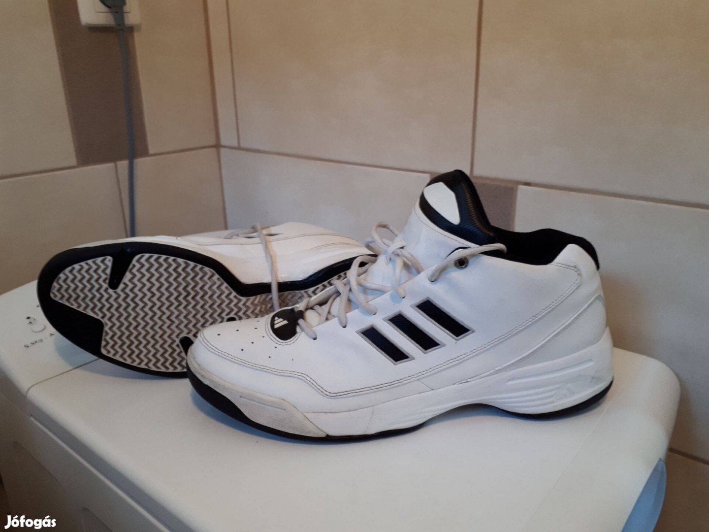 Cipő Adidas magas szárú 50-es fehér kék bőrcipő