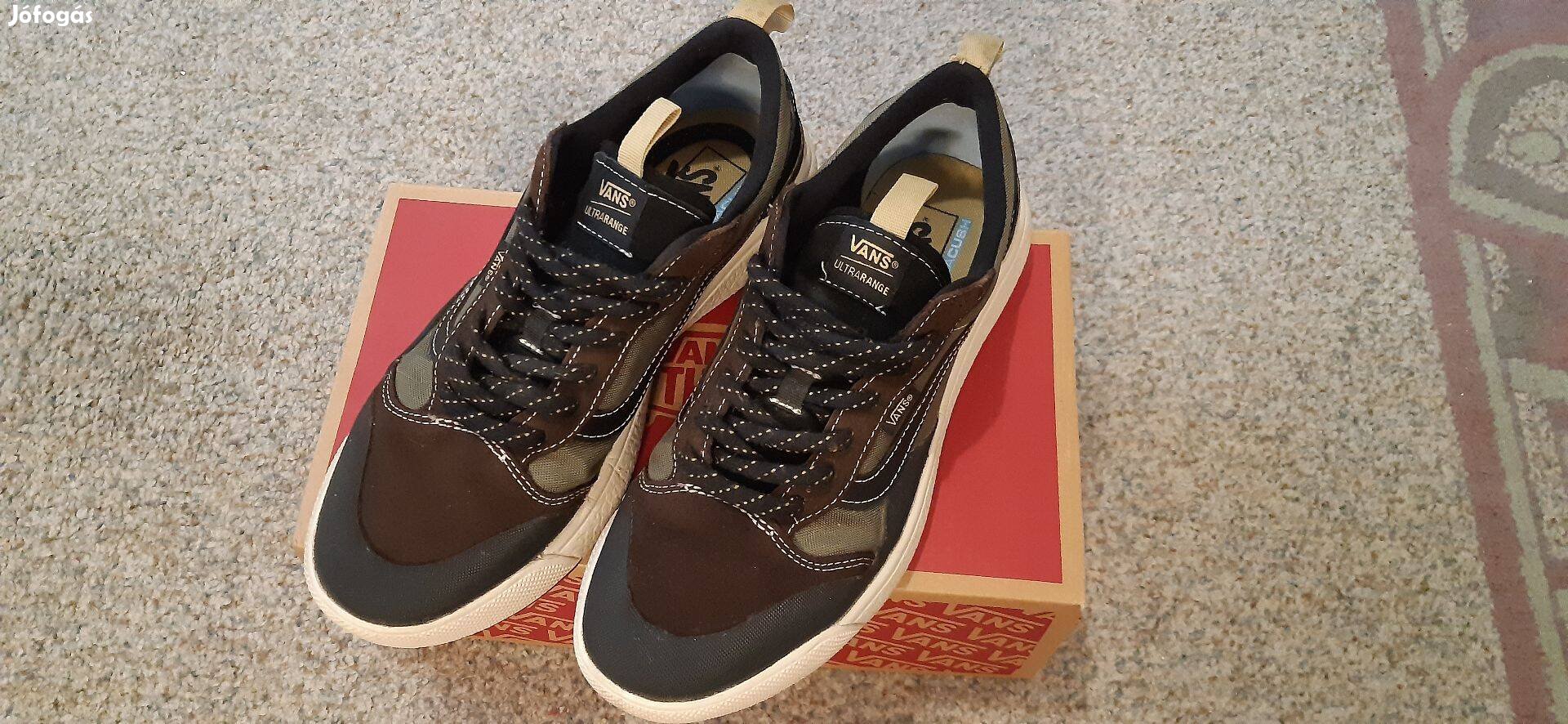 Cipő - Vans Ultrarange Exo - 44,5 - 29cm