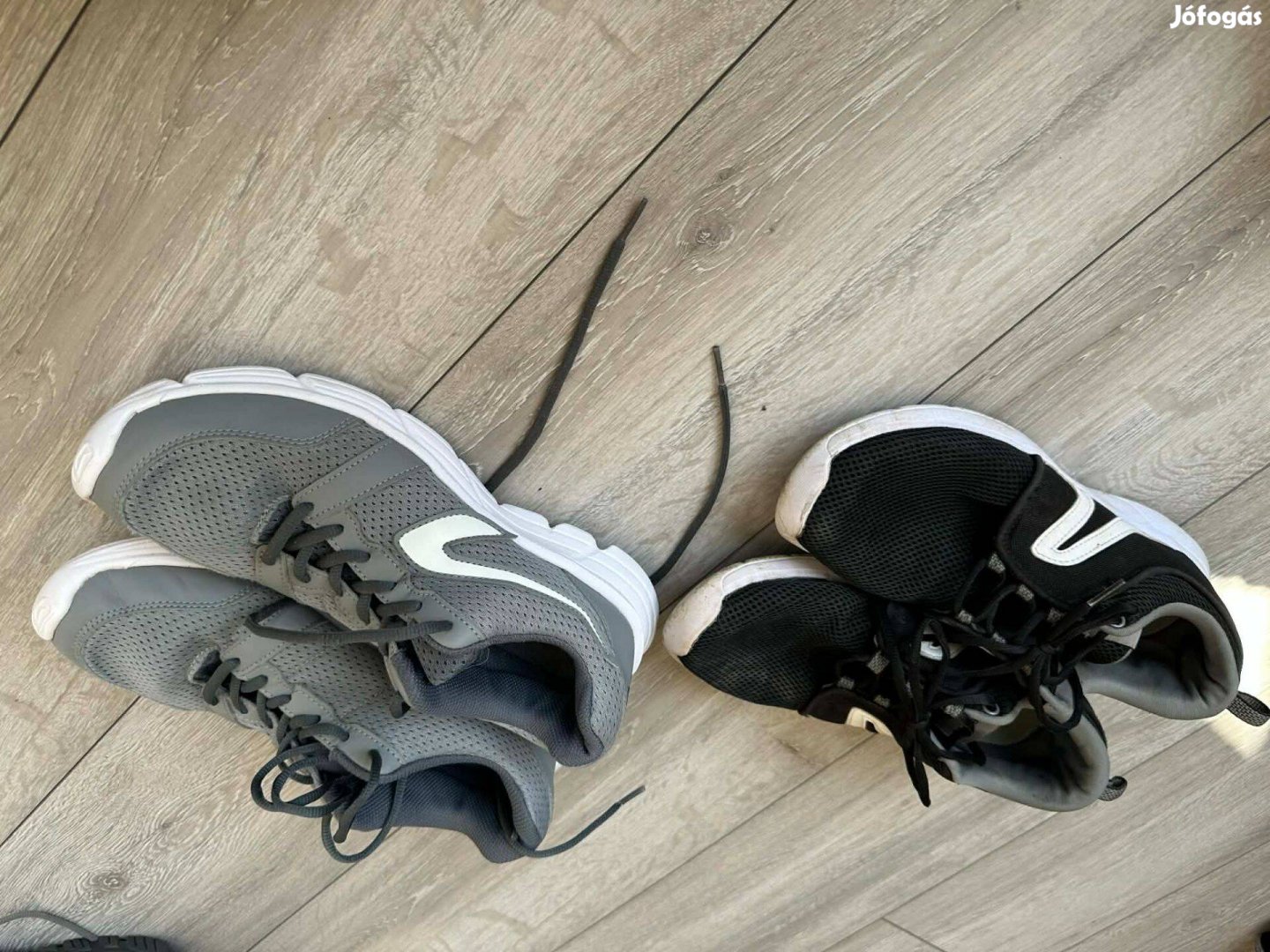 Cipők 41-42 méretben