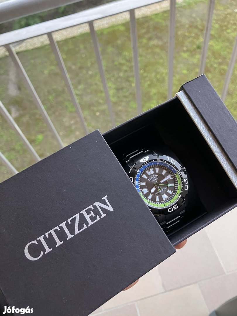 Citizen Búvár GMT