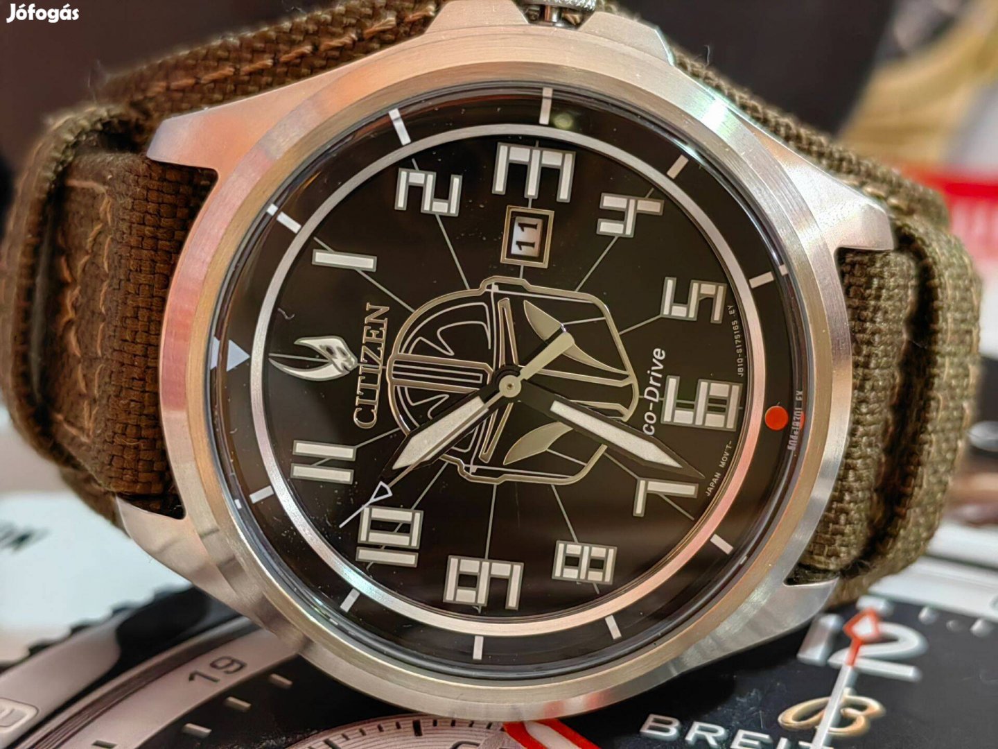 Citizen Star Wars Mandalorian AW1411-05W férfi karóra Vadonatúj