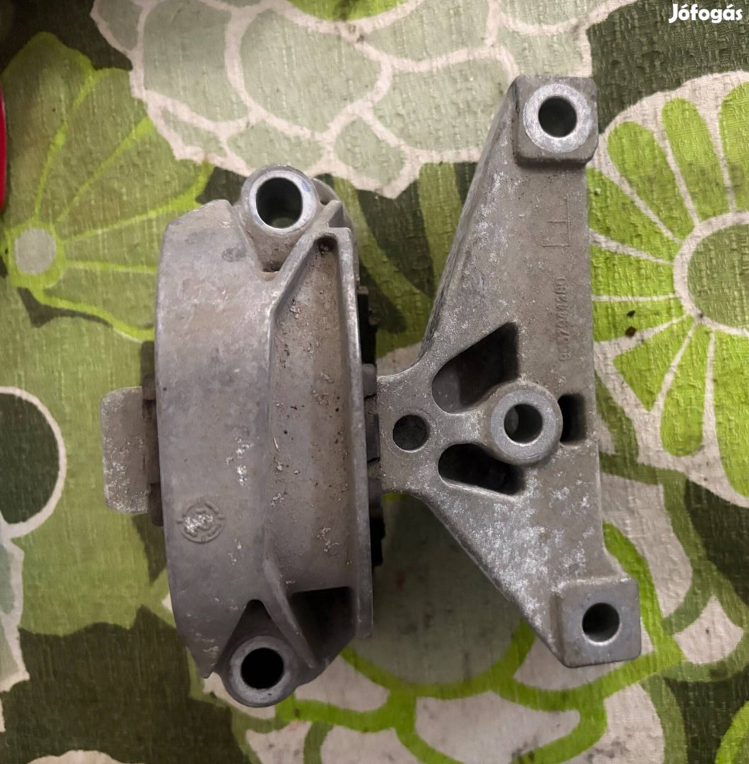 Citrien C2 C3 motirtartó bak