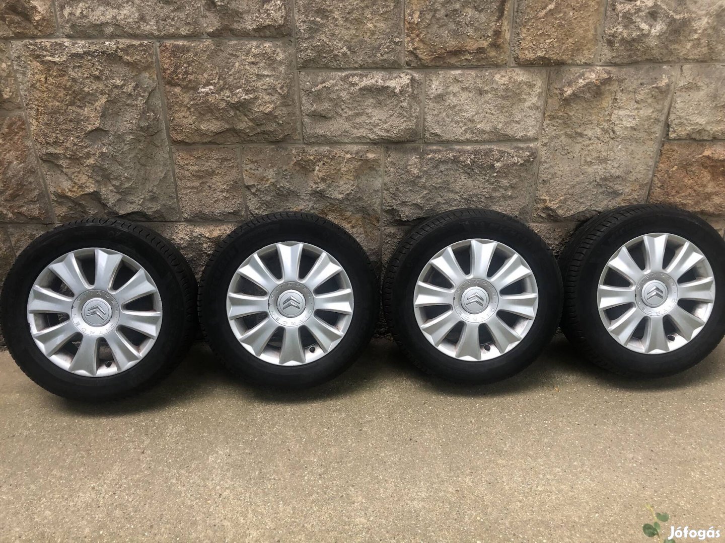 Citroën C4 gumigarnitúra - újszerű