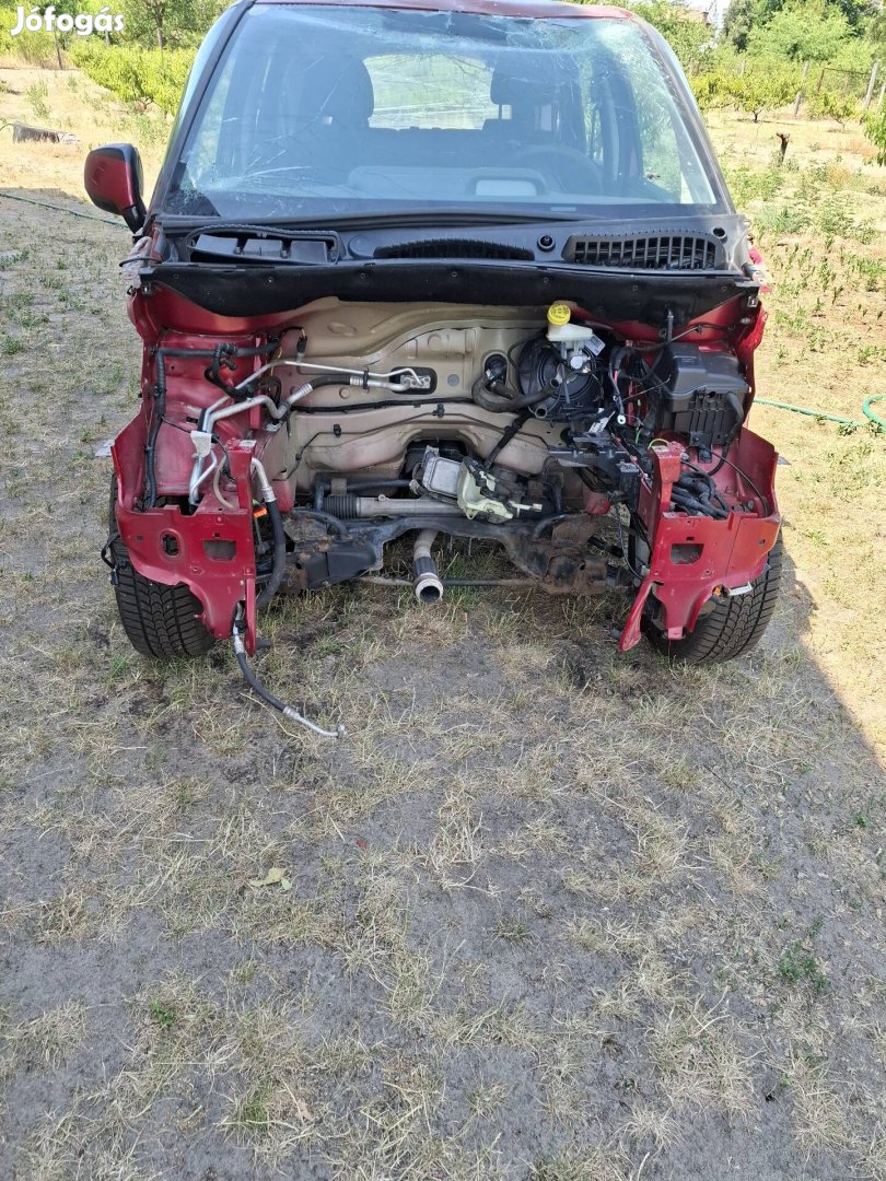 Citroën c3 Picasso sérült eladó