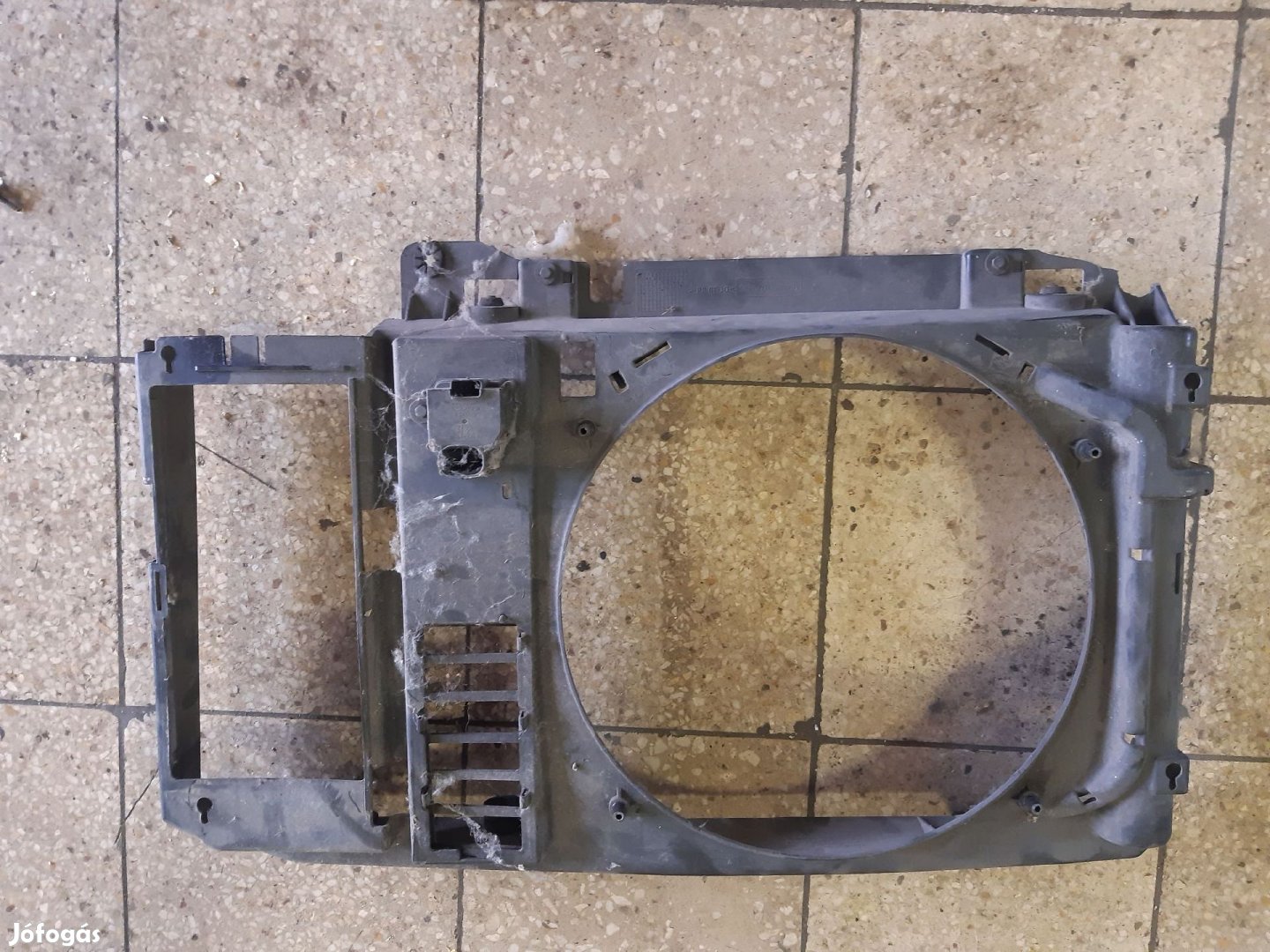 Citroen Berlingo 02-08 Vízhűtő Ventilátor Keret