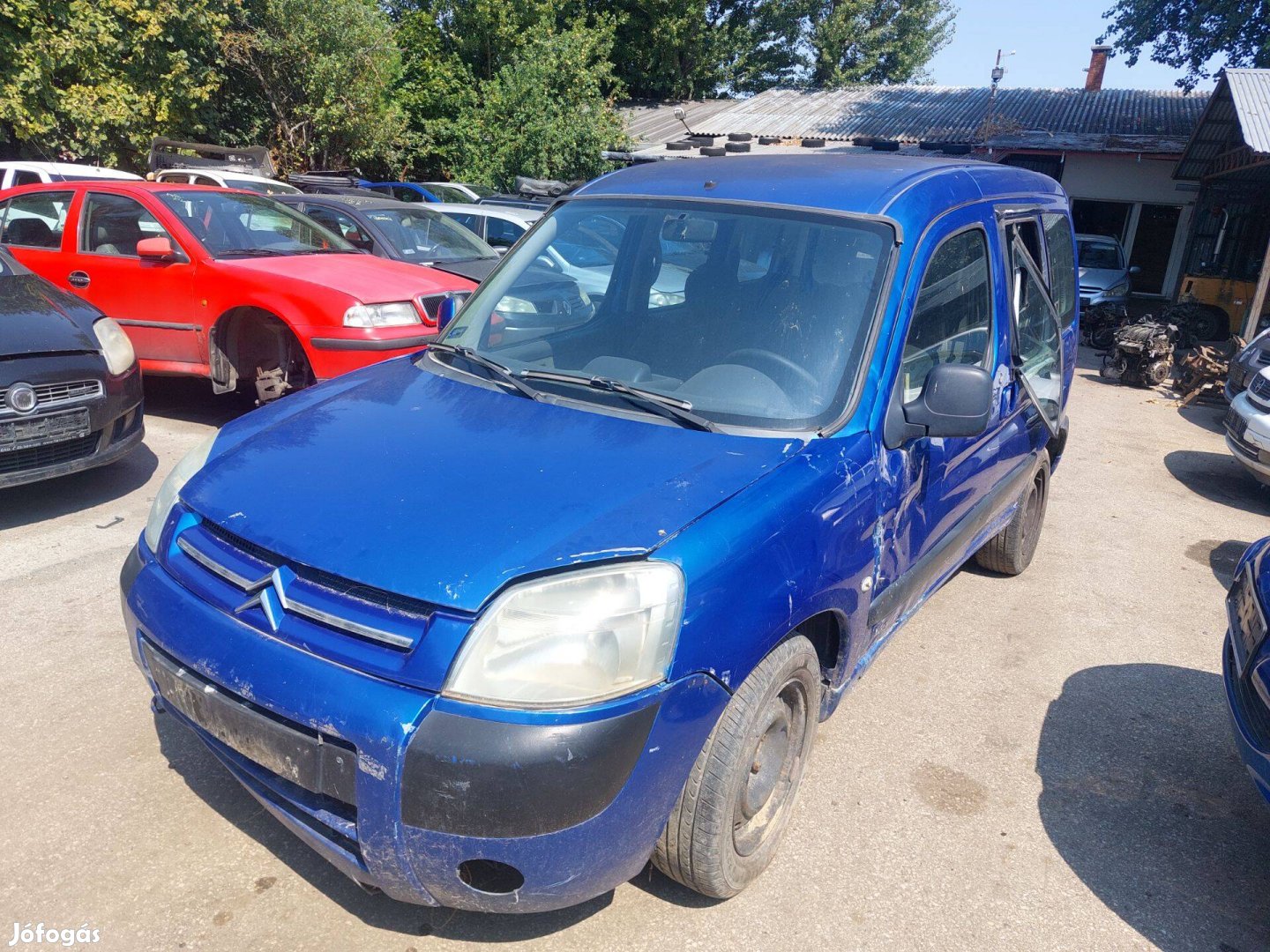 Citroen Berlingo 1/2 karosszéria elemei kék