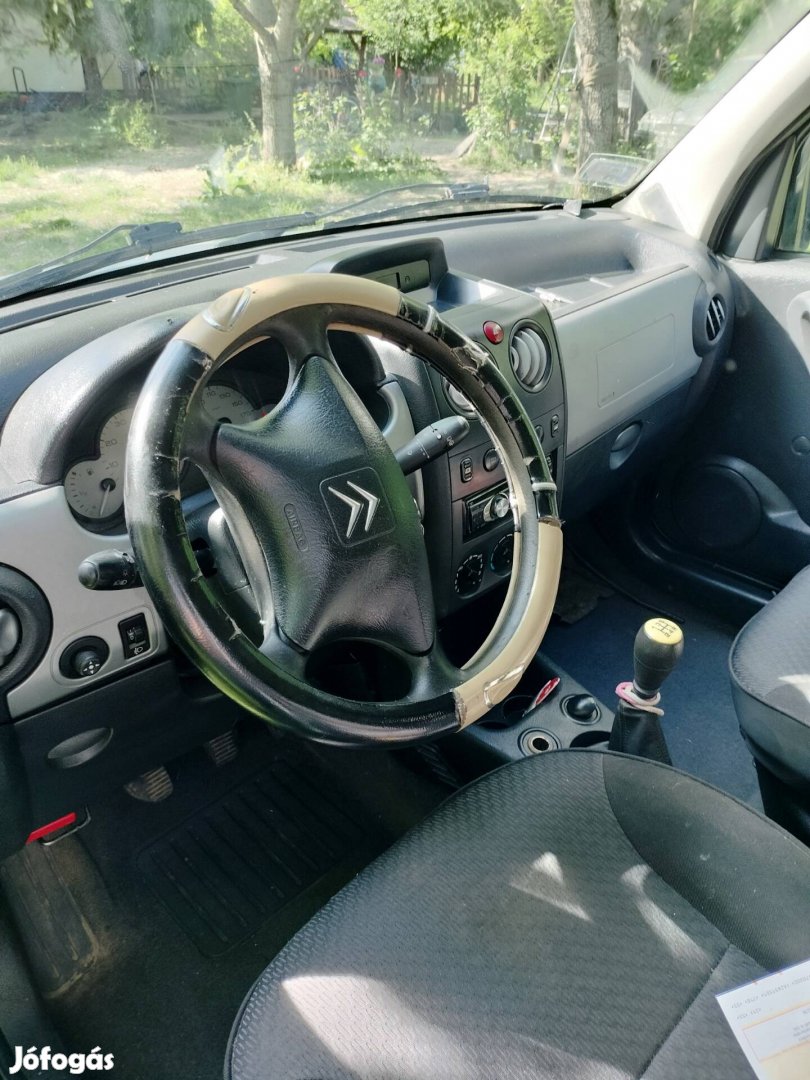 Citroen Berlingo 1.4 benzin