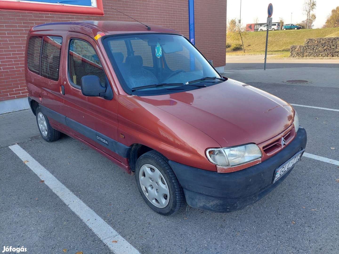 Citroen Berlingo 1.4i 75le ,19 hónap műszakival!