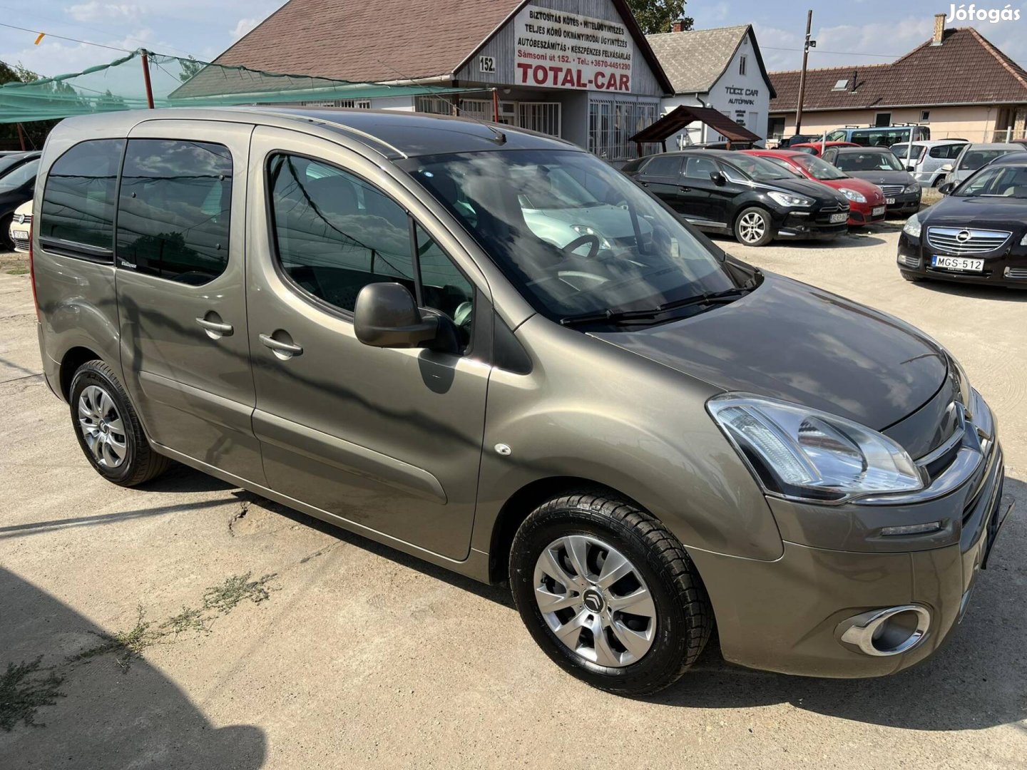 Citroen Berlingo 1.6 HDi Collection Szervizkönyves