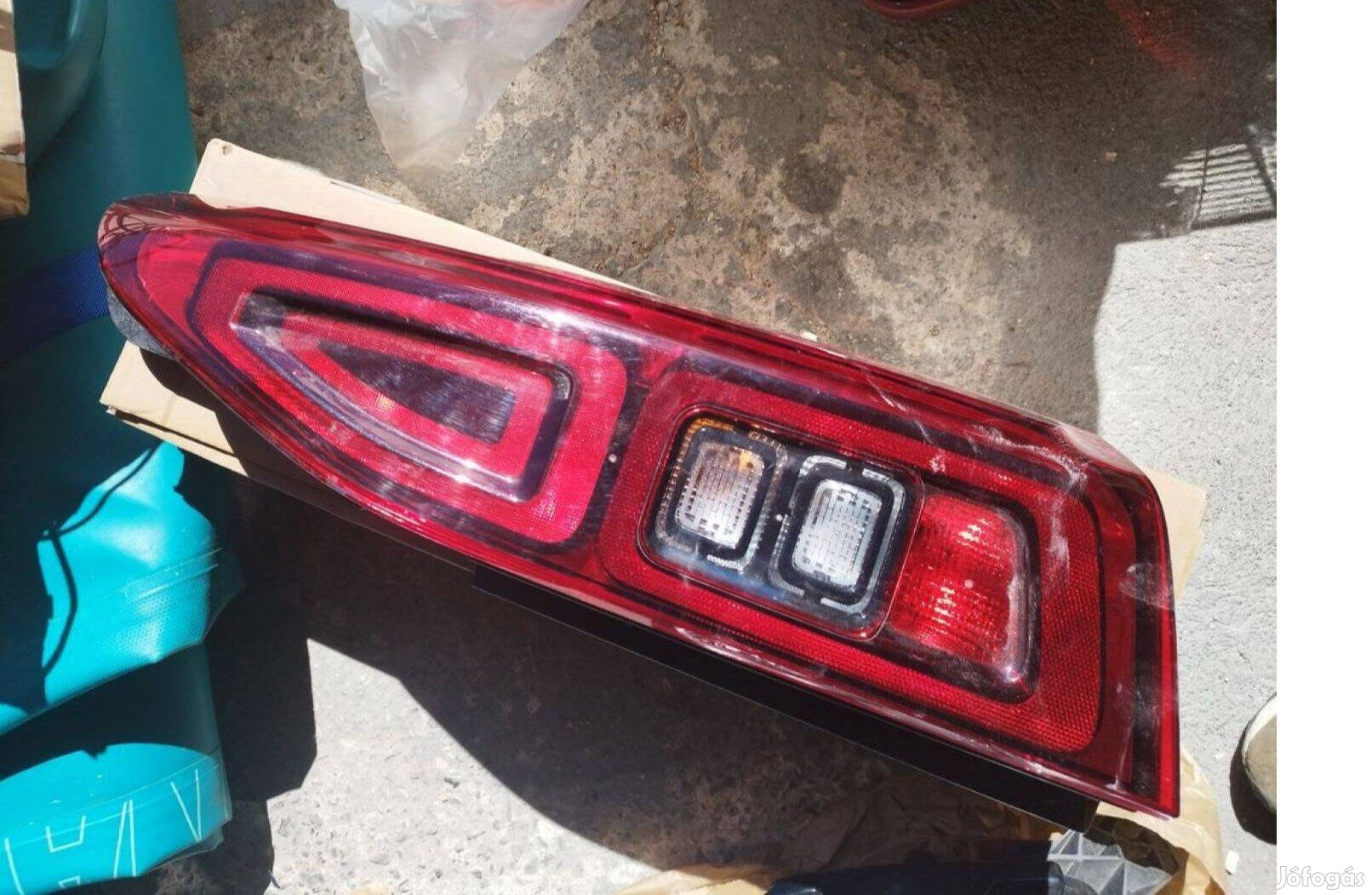 Citroen Berlingo 3 jobb hátsó lámpa