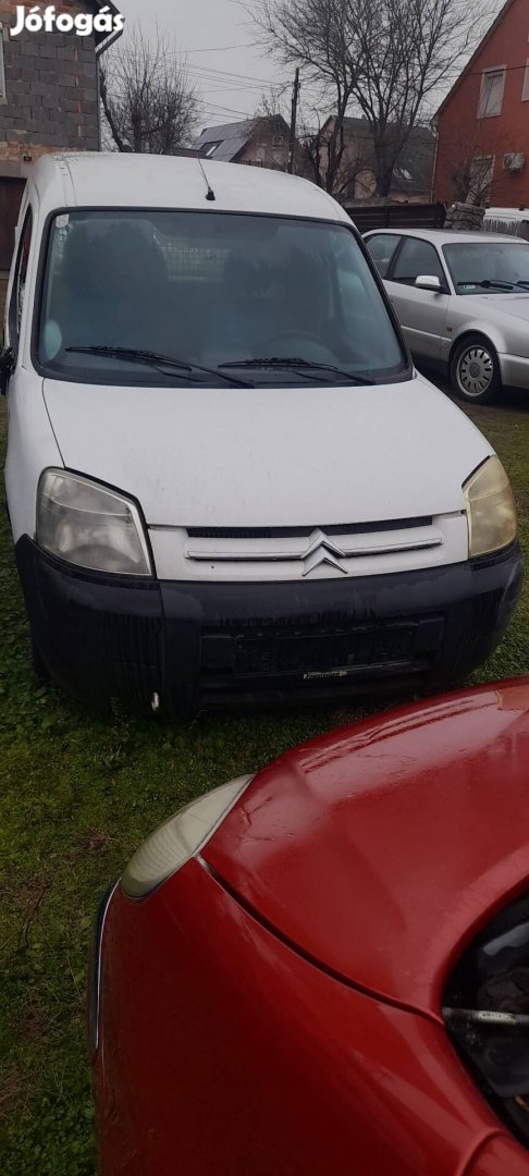 Citroen Berlingo Peugeot partner első hátsó lökhárító 