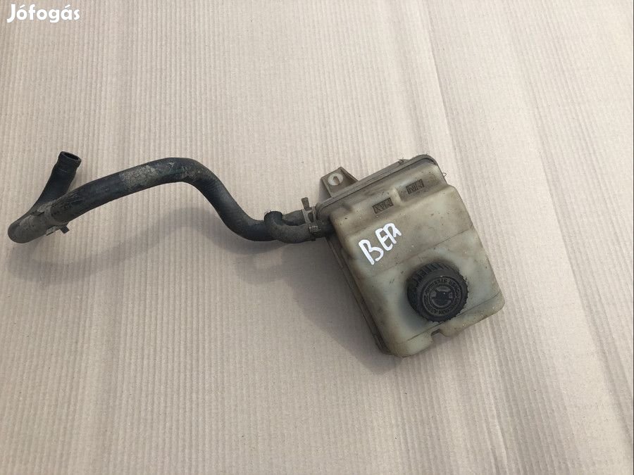Citroen Berlingo 1996-2002 1.9 Diesel Szervólaj Tartály