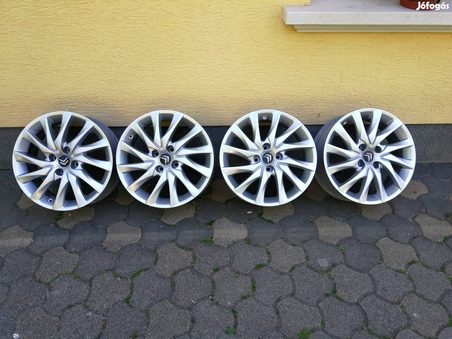 Citroen Berlingo, C 4 Picasso gyári alufelni garnitúra 6, 5j-17 "