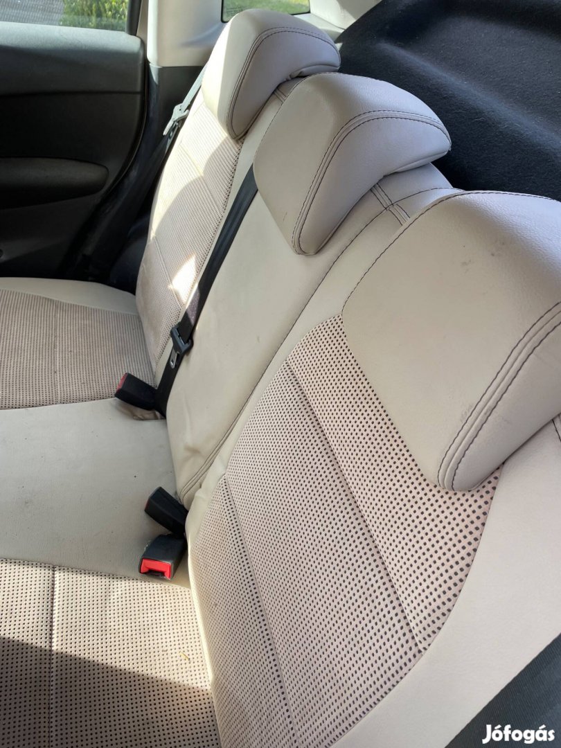Citroen C3 2011-2014 évj. gyári üléshuzat garnitúra eladó
