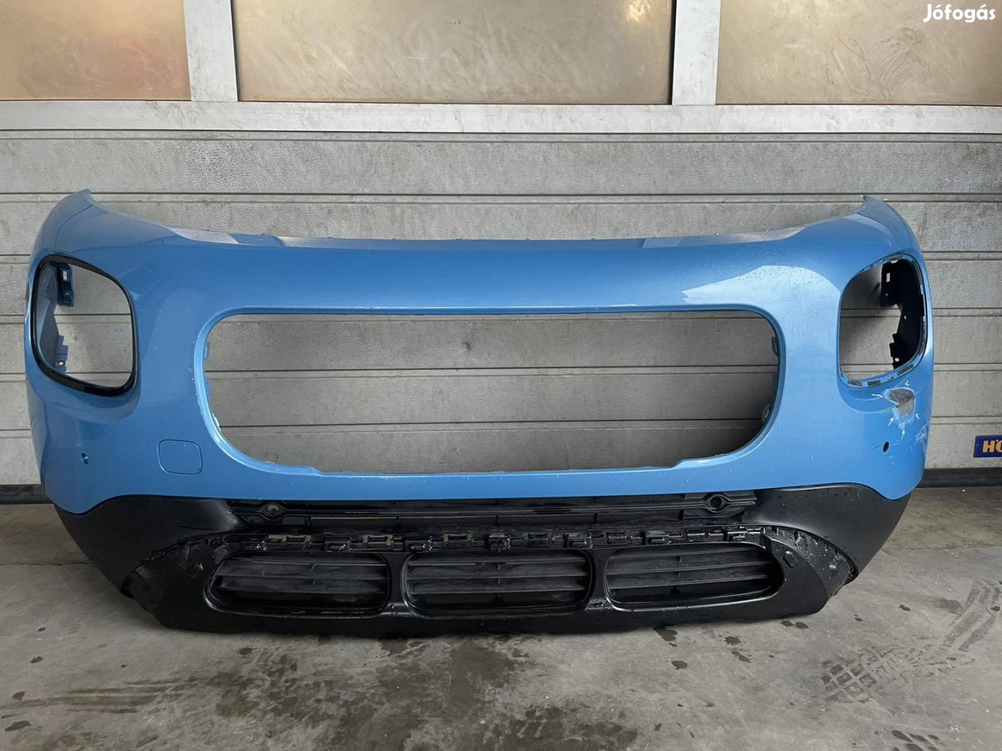 Citroen C3 Aircross 2 első lökhárító lökő 2017-2021 13490015