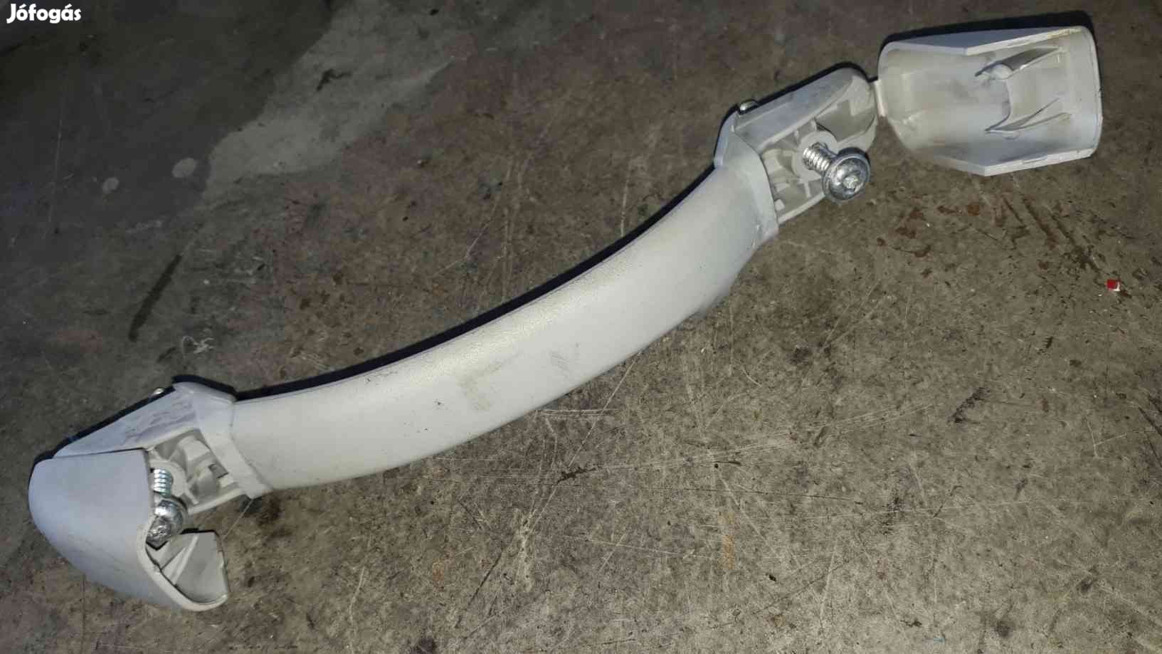 Citroen C3 Kapaszkodó