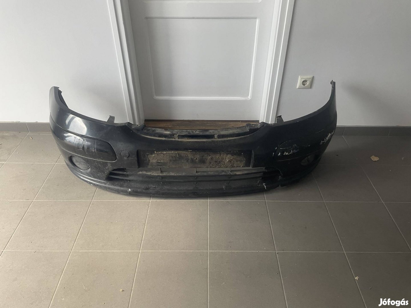 Citroen C3 első lökhárító; fekete