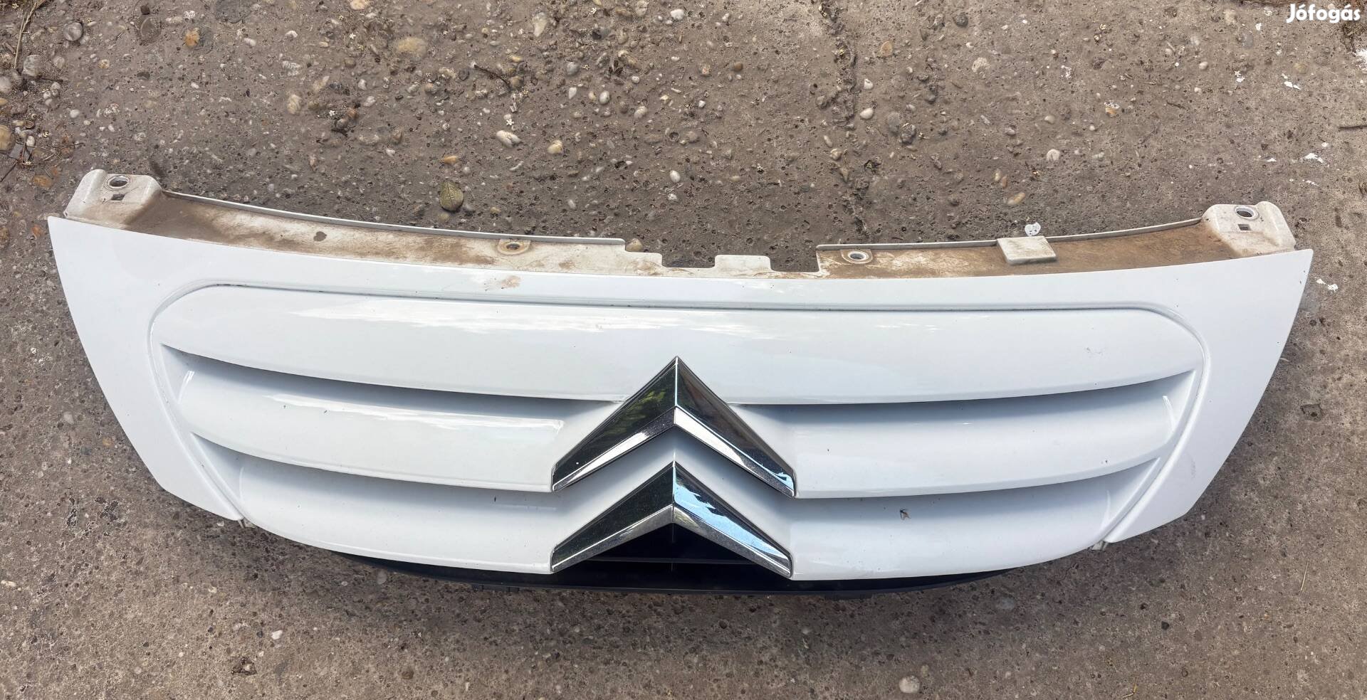 Citroen C3 hűtődíszrács facelift