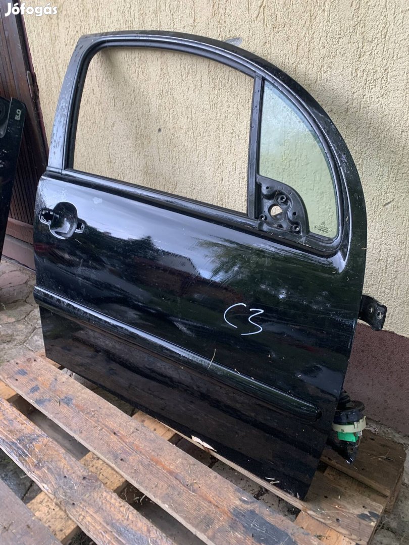Citroen C3 jobb első ajtó rozsdamentes állapotban