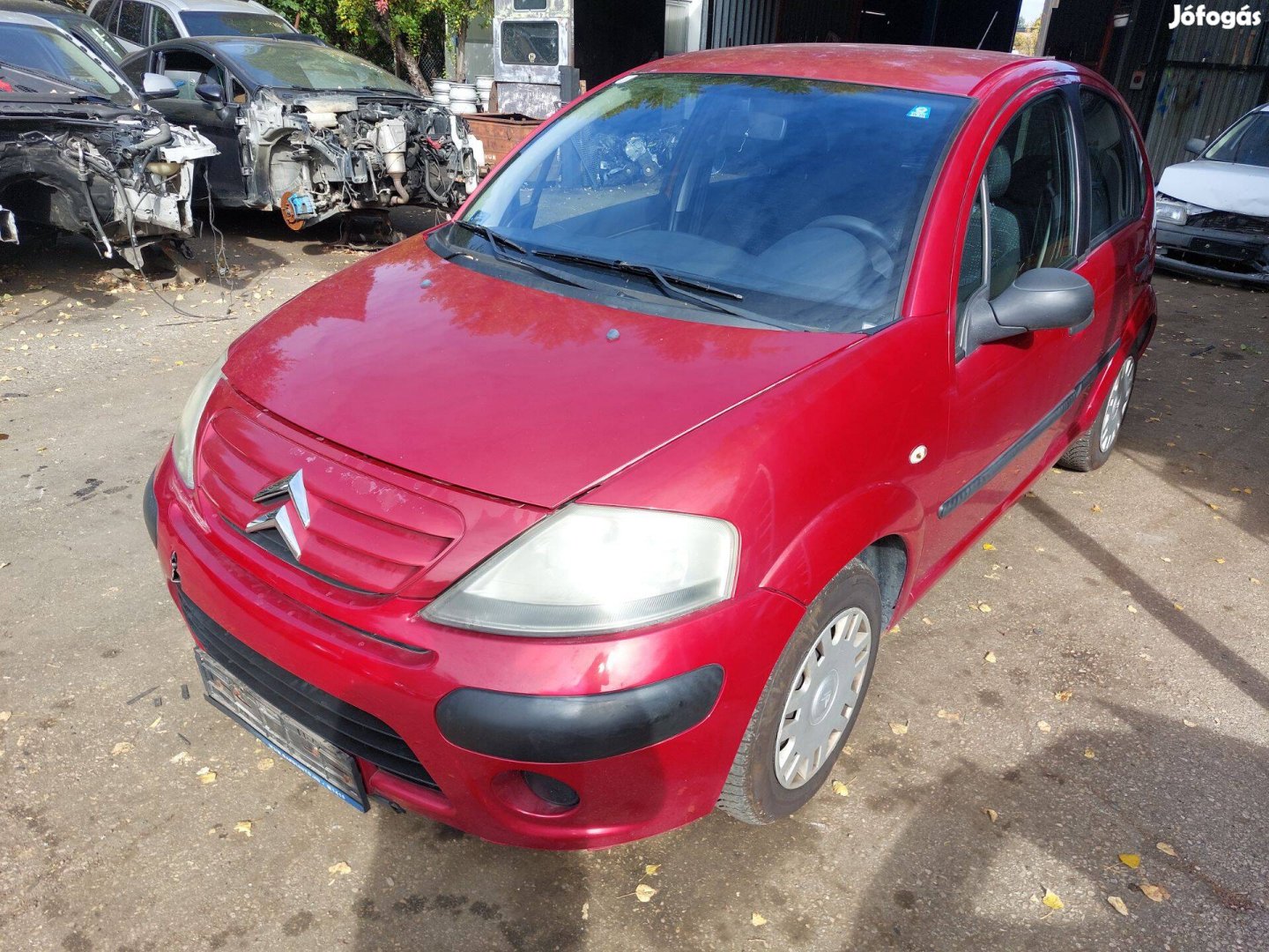 Citroen C3 karosszéria elemei piros