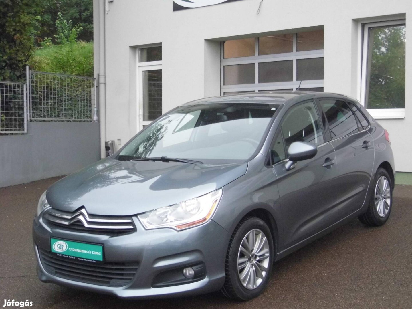 Citroen C4 1.6 VTi Exclusive Szervizkönyv-Tempo...