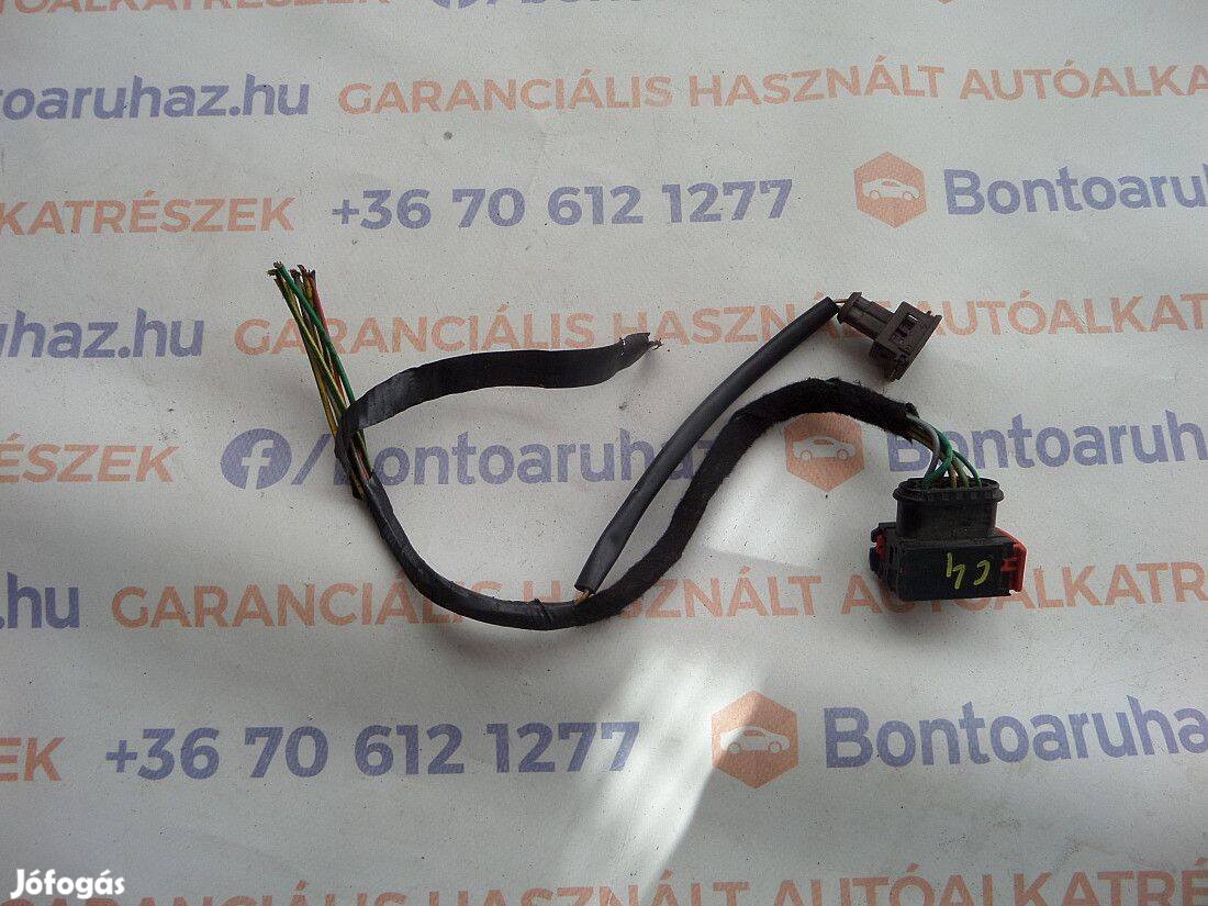 Citroen C4 Coupe Eladó gyári, első lámpa csatlakozó kábellel