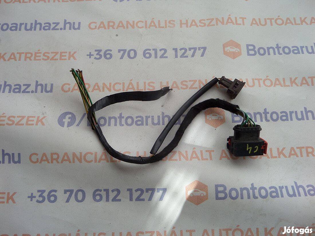 Citroen C4 Coupe Eladó gyári, első lámpa csatlakozó kábellel